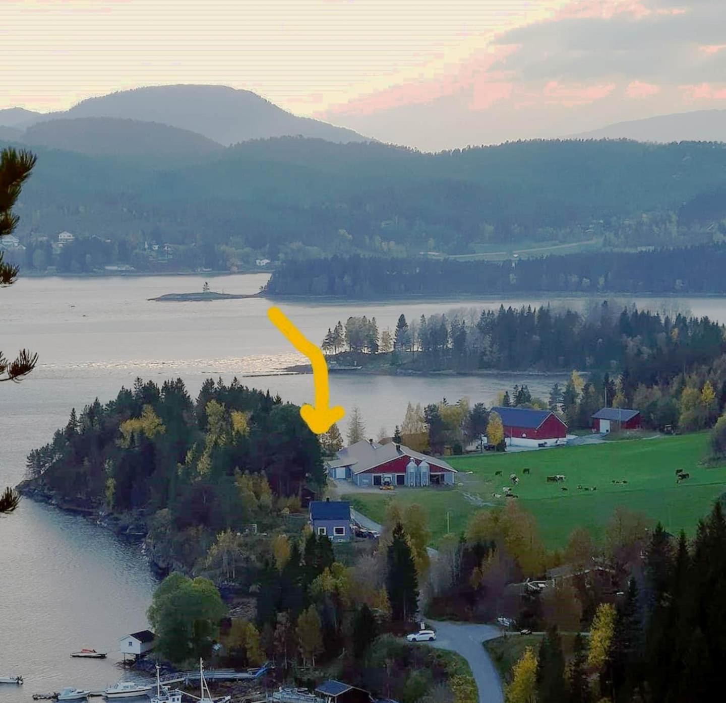 Gjestehus Pa Bondegard, Med Batutleie Namsos Exterior foto